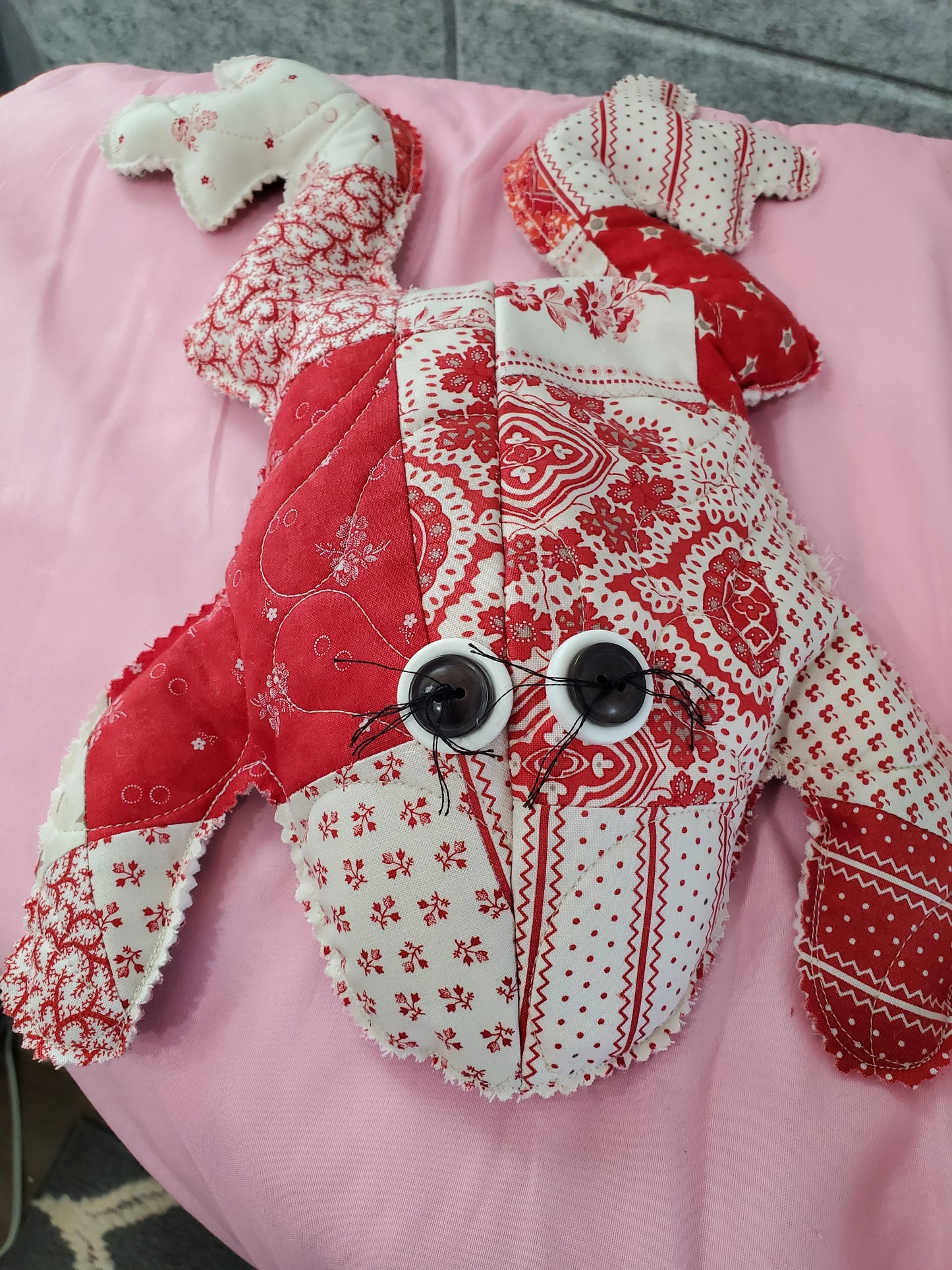 Quilted Country Frogs (15 inches)