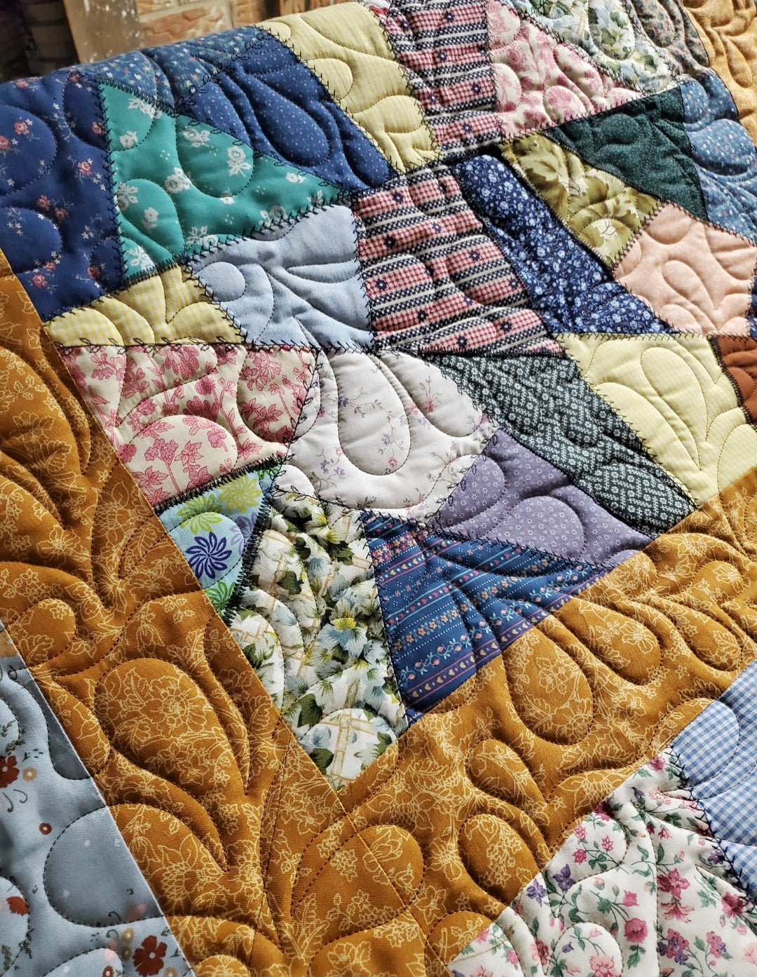 Edge to Edge Quilting- Intermediate Pattern- .04 per Square Inch (Length X Width)