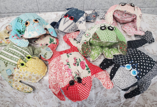 Quilted Country Frogs
