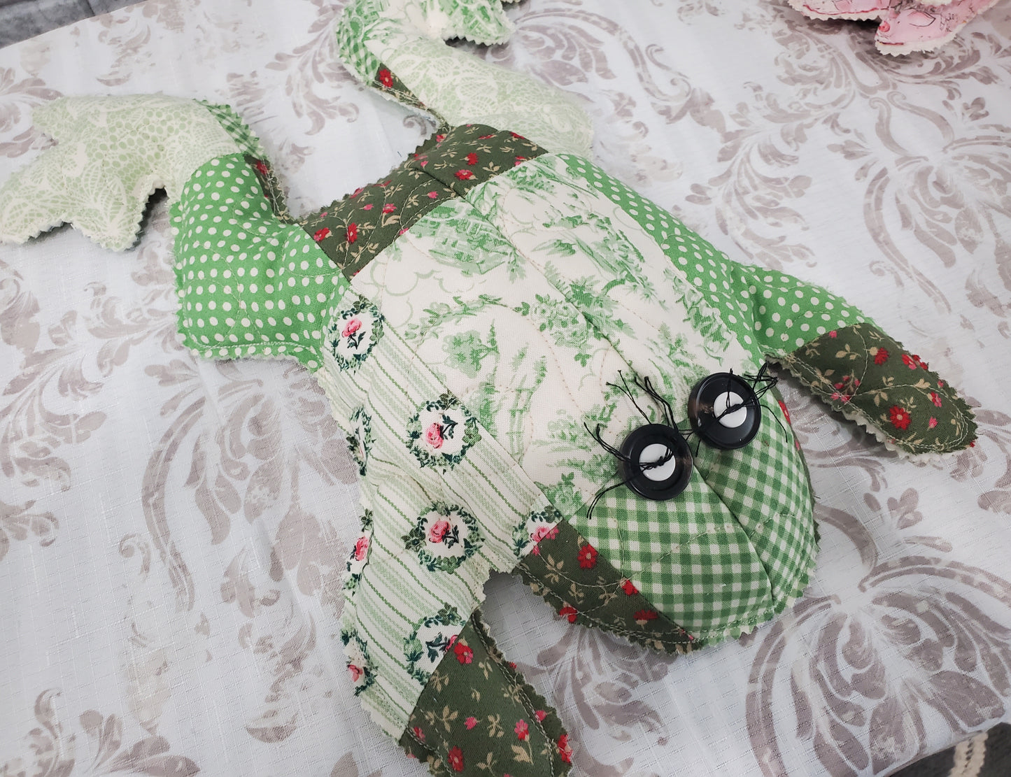 Quilted Country Frogs