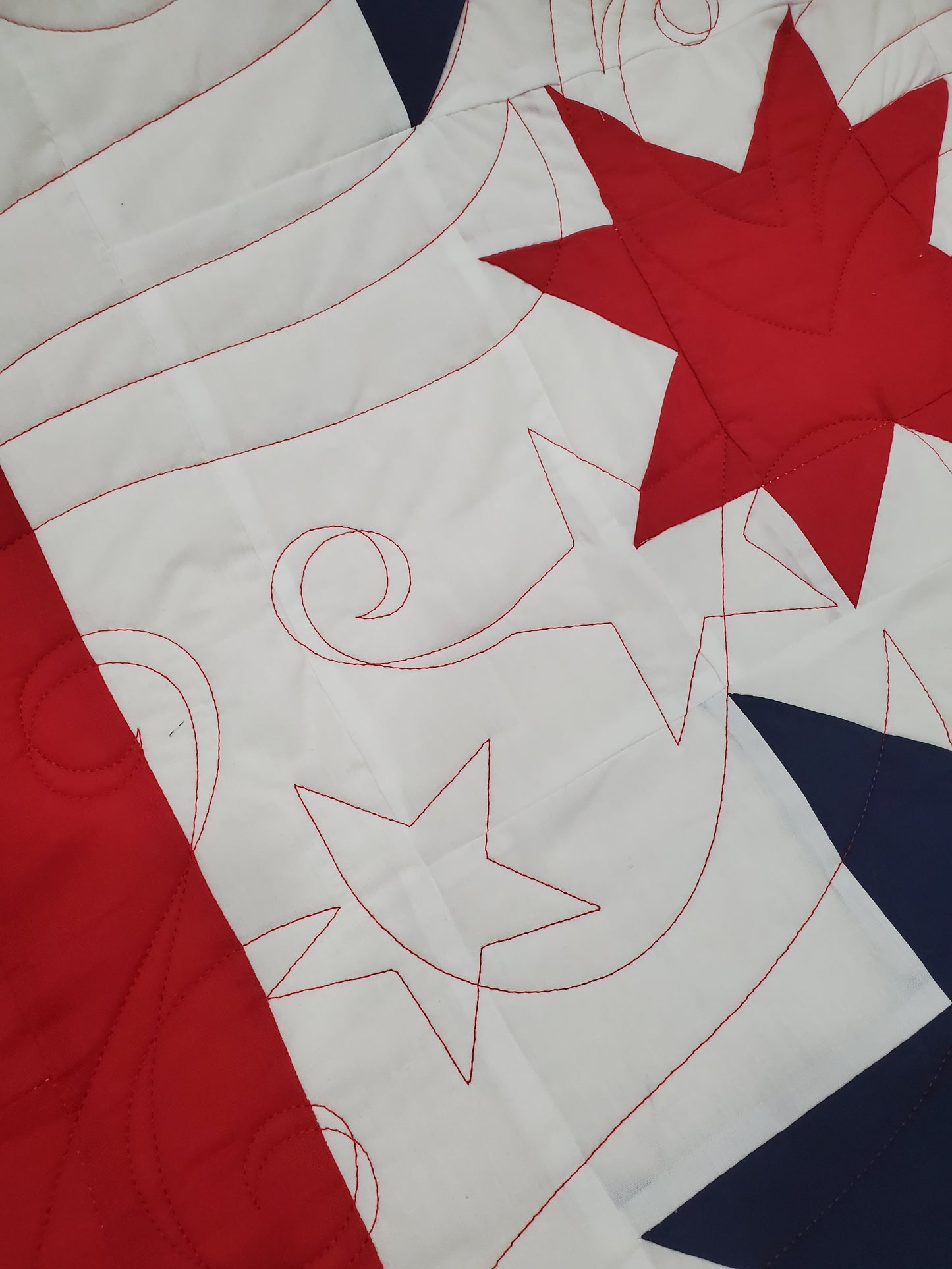 Patriotic Star Quilt – King Size (100" x 100")