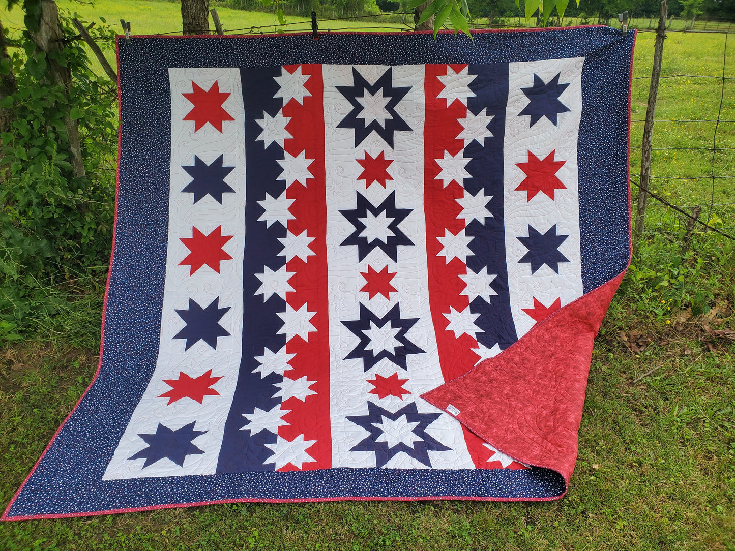 Patriotic Star Quilt – King Size (100" x 100")