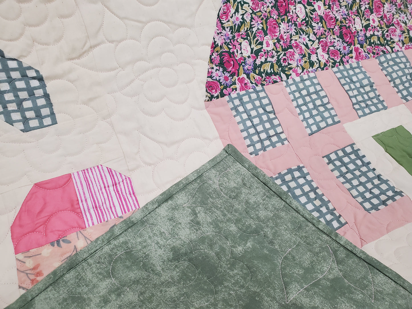 Victorian Garden Quilt- (82"x90")