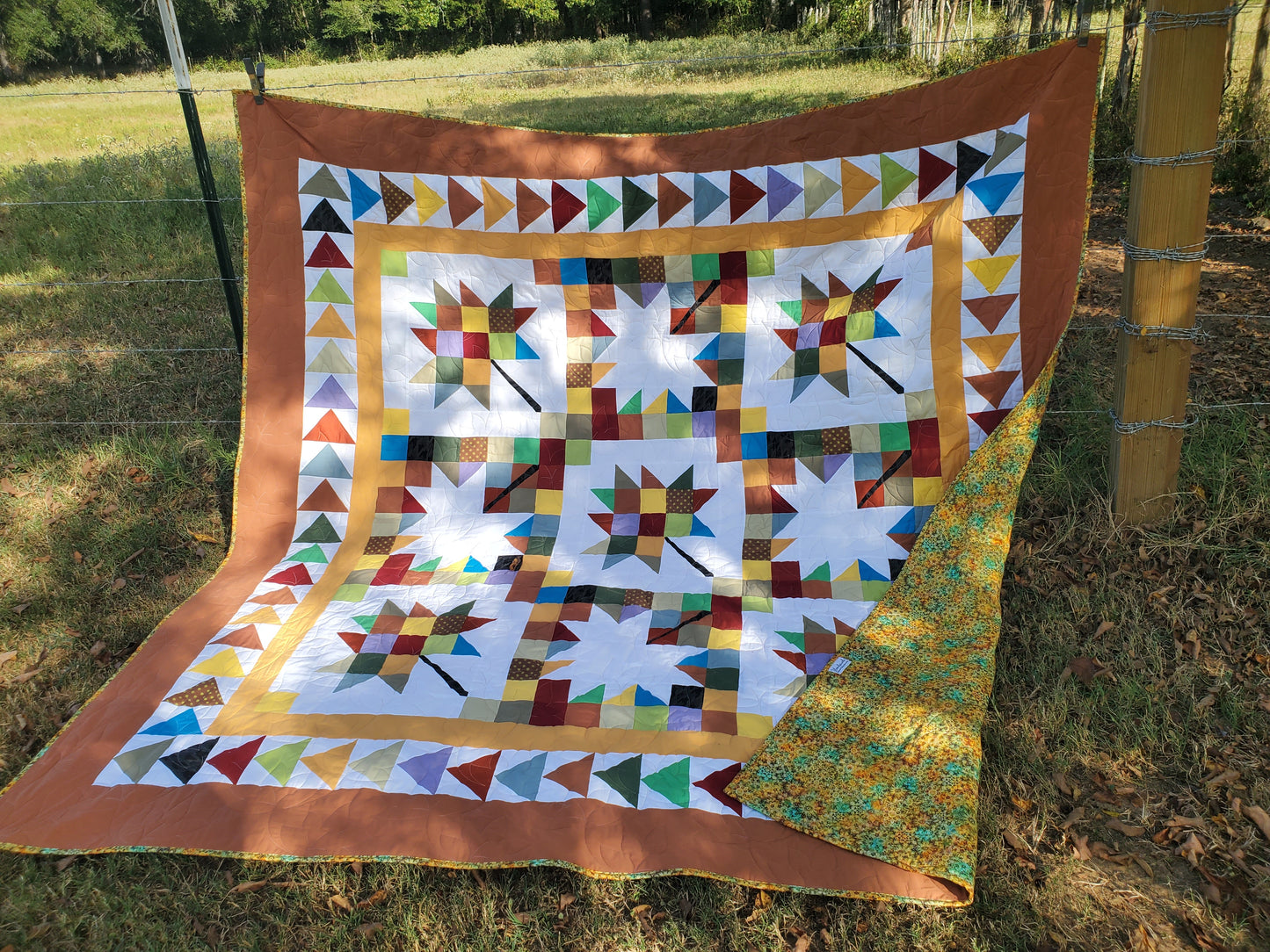 Falling Leaves Quilt – 85" x 85" (Queen)