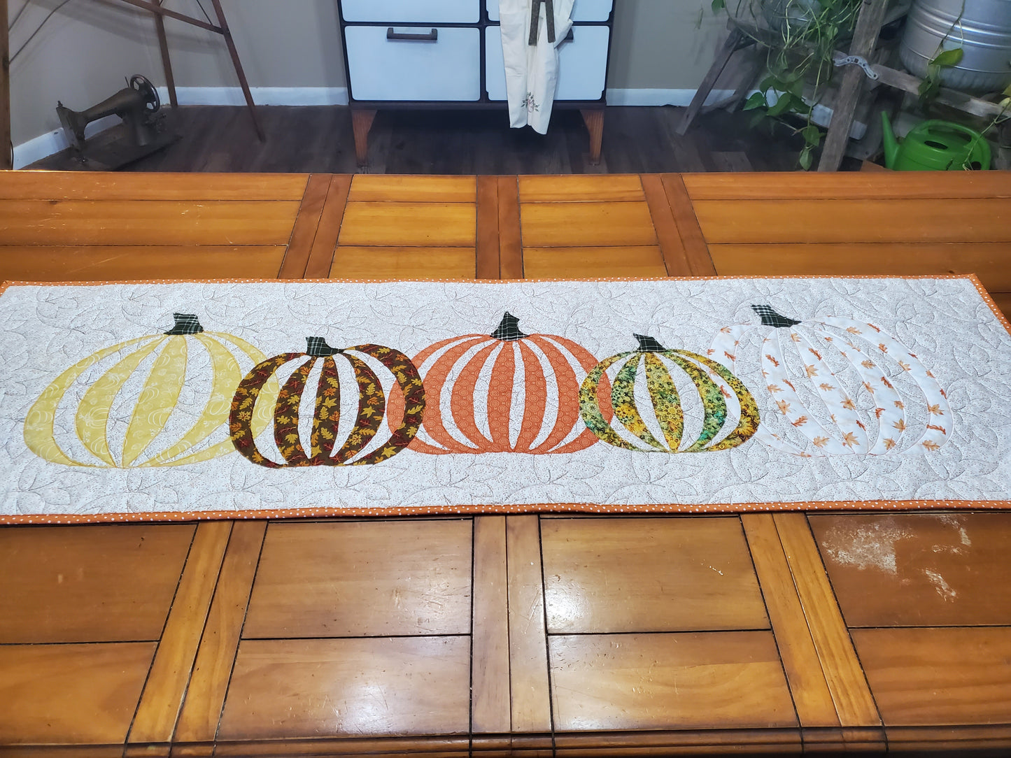 Fall Pumpkins Table Runner- 20"x60"
