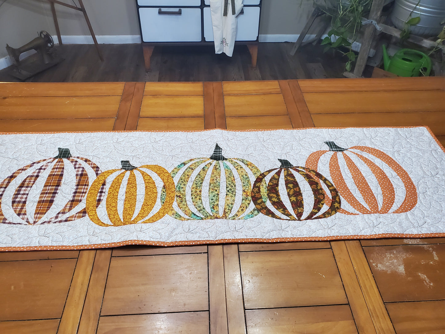 Fall Pumpkins Table Runner- 20"x60"
